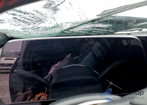 2025 Chevrolet Equinox Rs z USA, uszkodzony, nr VIN 3GNAXTEG1SL121947